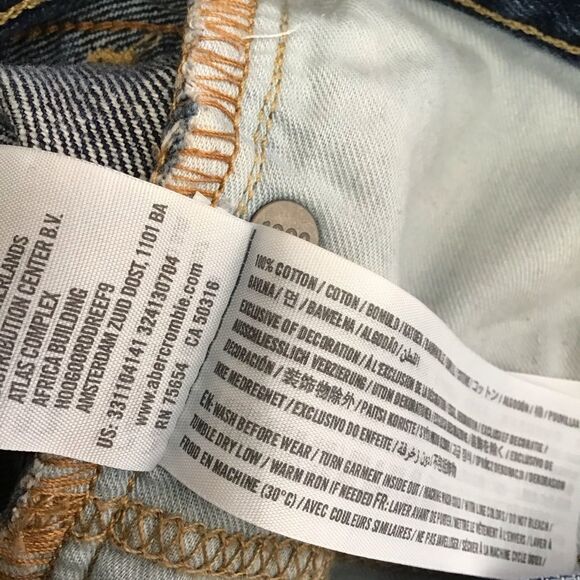 HOLLISTER Men’s Jeans 33 Straight Leg Blue Distressed Denim 100% Cotton - Picture 8 of 13